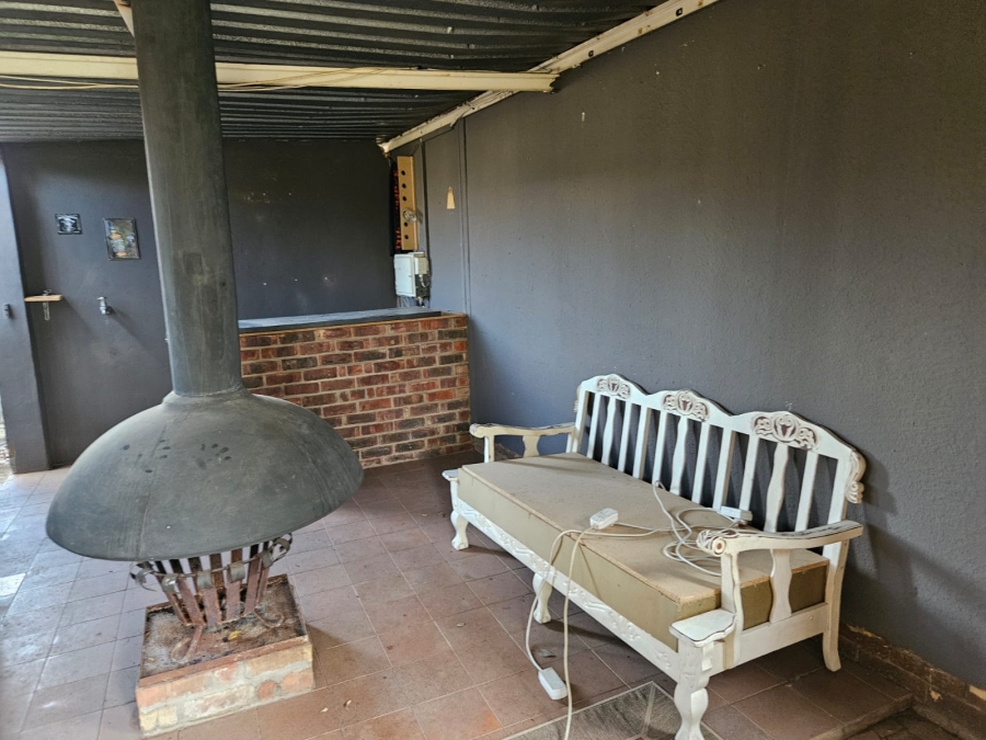 To Let 3 Bedroom Property for Rent in Riebeeckstad Free State